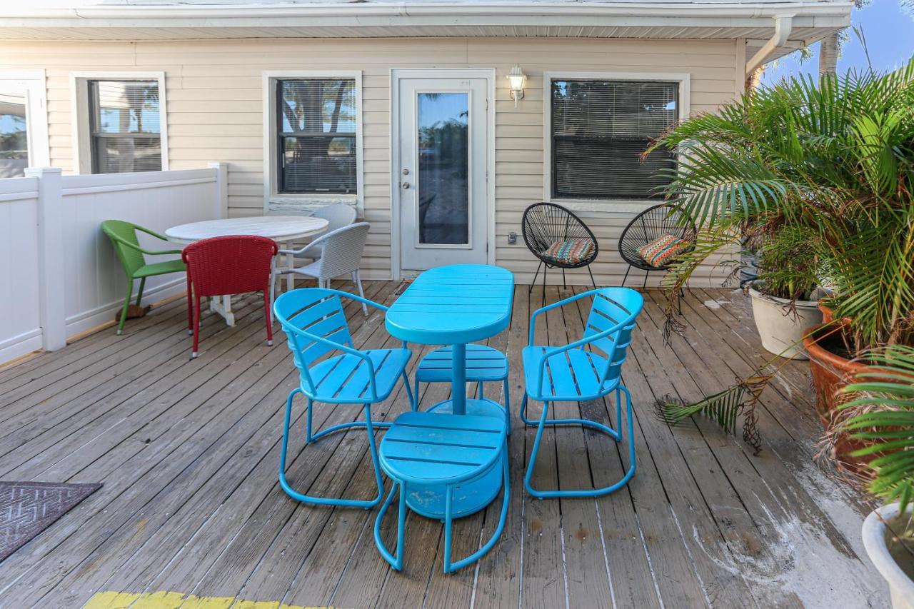 Villa Sunset Beach House - All à St. Pete Beach Extérieur photo